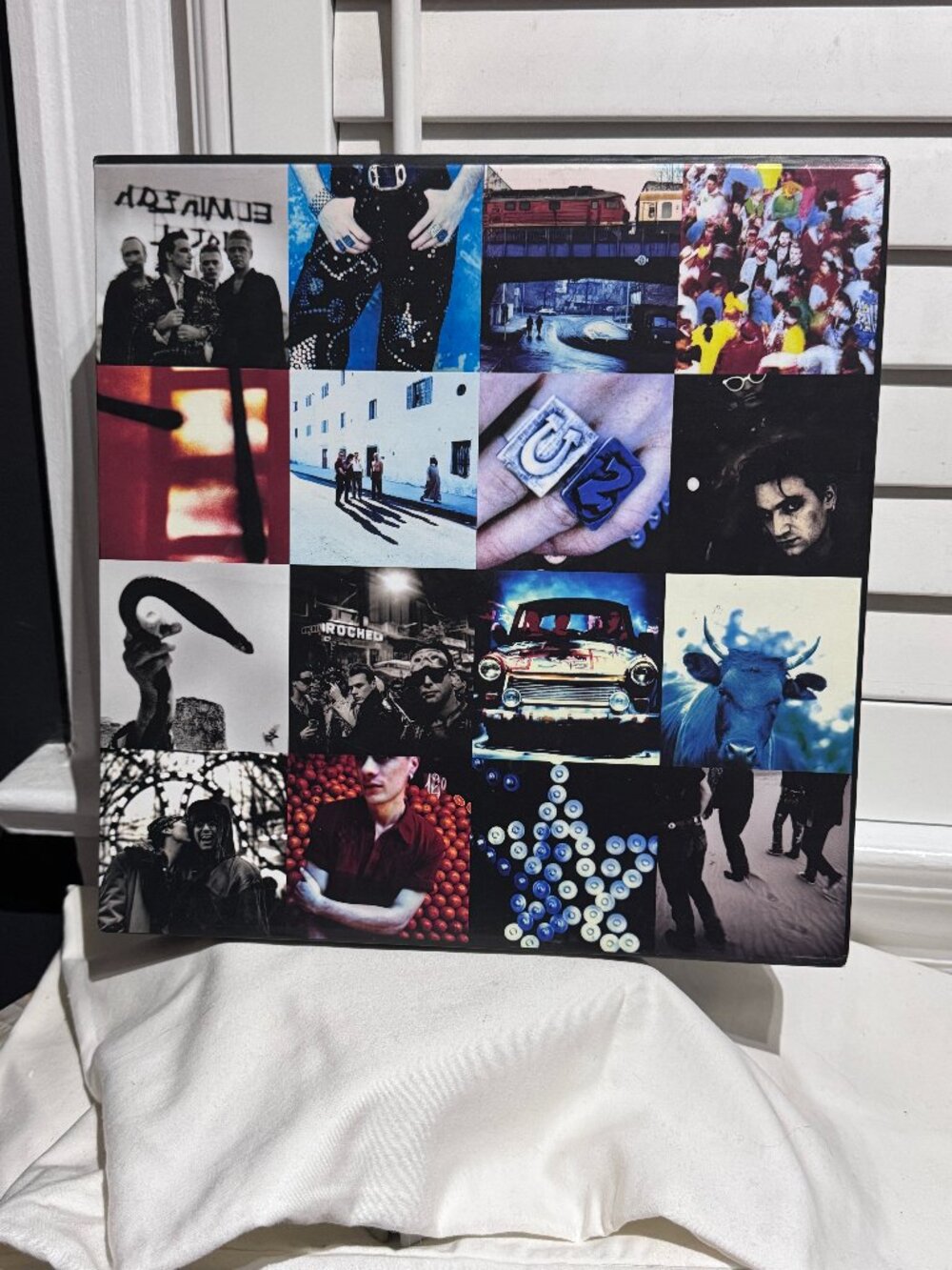 🎶 U2 “Achtung Baby” 20th Anniversary DVD Artwork & Collectible Book Set 🎶 ✨